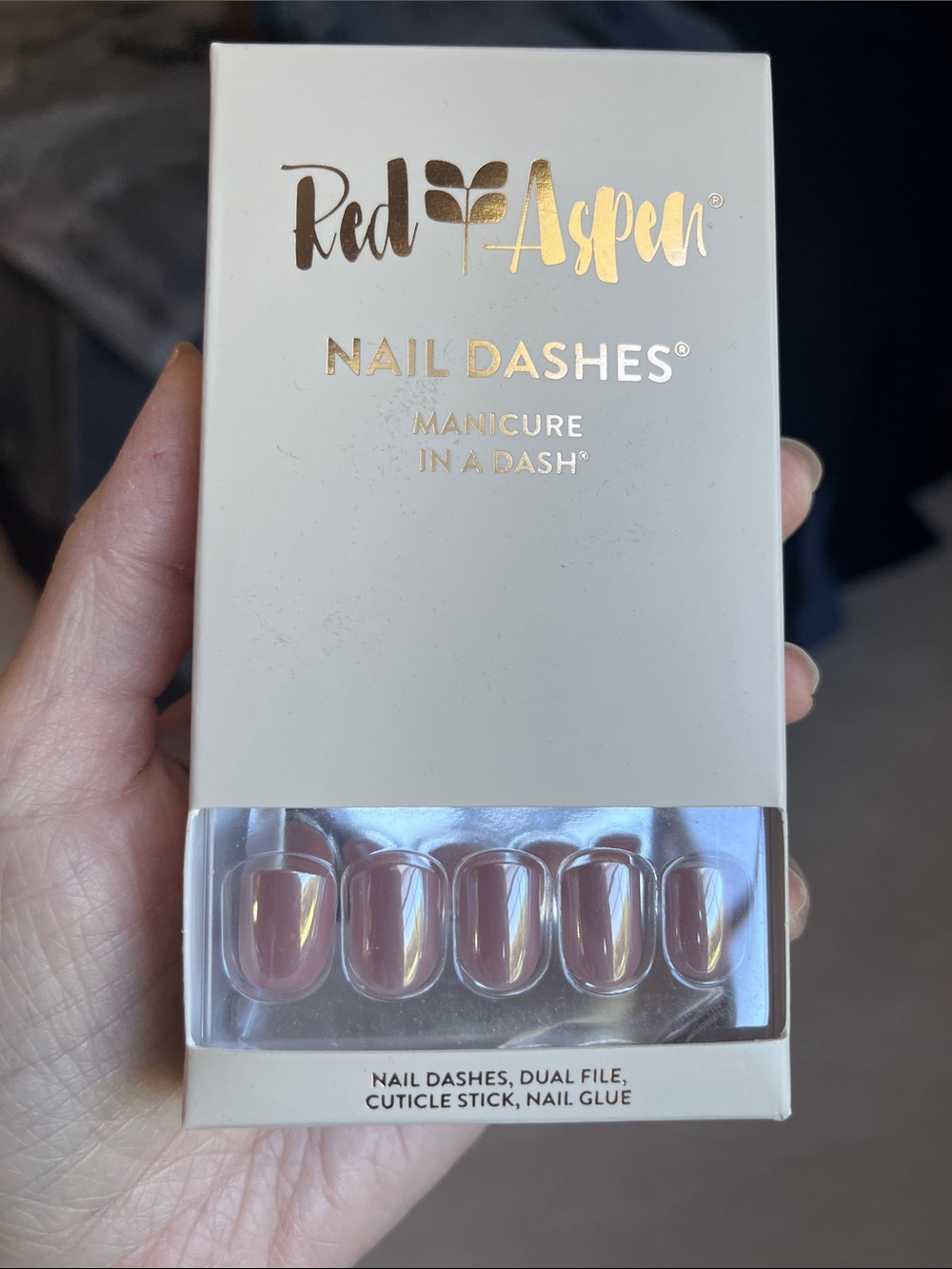 Red Aspen Nail Dashes Press-On Nails, Radiant Glow, Regina